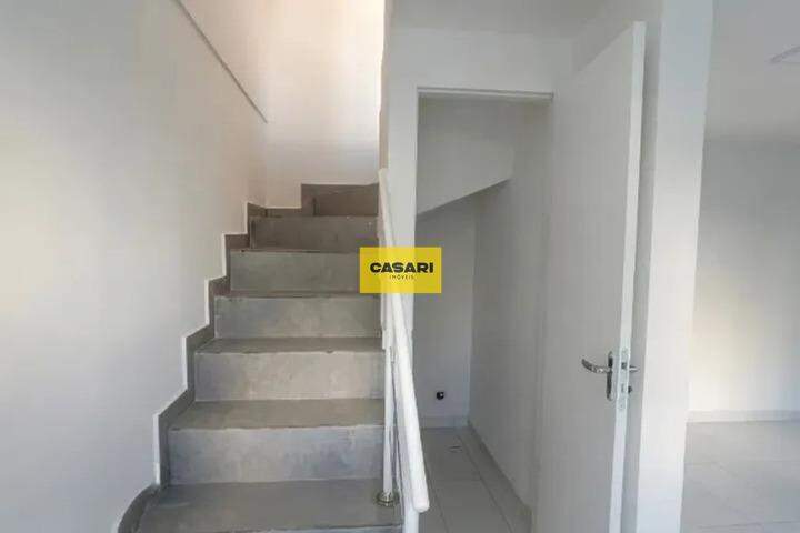 Sobrado para à venda no bairro Nova Petrópolis, São Bernardo do Campo - Casari Imóveis: 