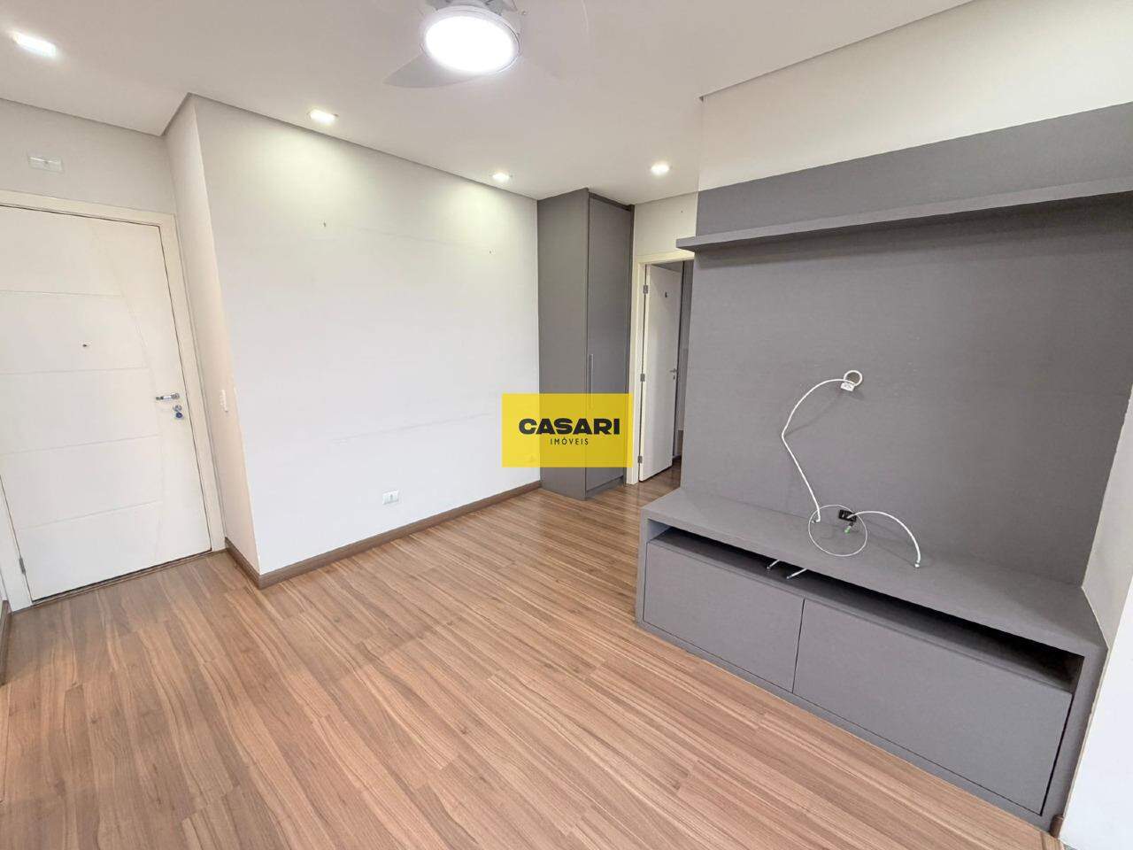 Apartamento para para aluguel no bairro Jardim Hollywood, São Bernardo do Campo - Casari Imóveis: 