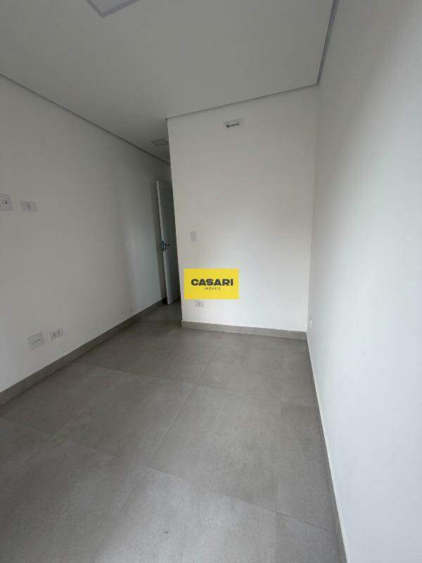 Apartamento para para aluguel no bairro Vila América, Santo André - Casari Imóveis: 