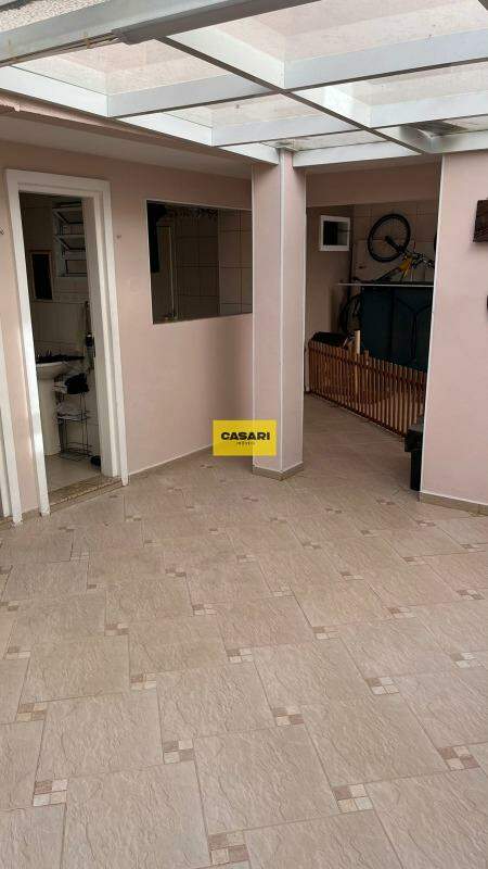 Casa Assobradada para à venda no bairro Rudge Ramos, São Bernardo do Campo - Casari Imóveis: 