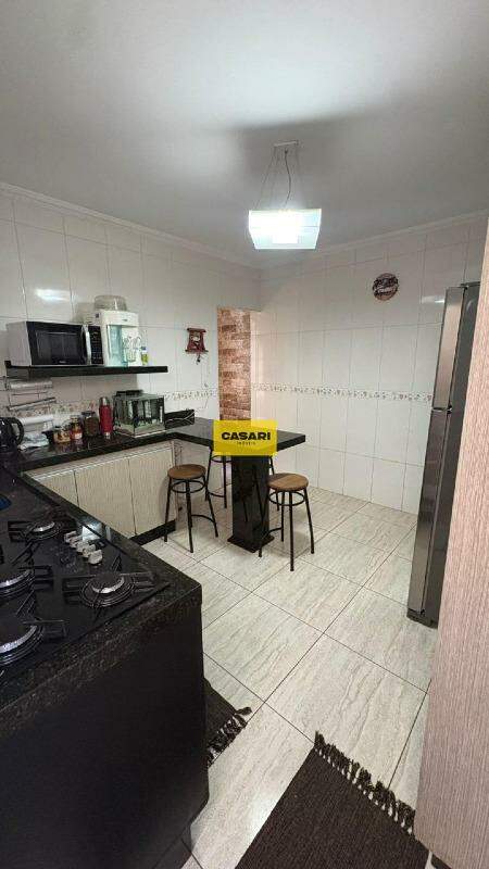 Casa para à venda no bairro Jordanópolis, São Bernardo do Campo - Casari Imóveis: 