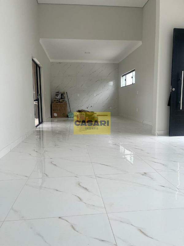 Casa para à venda no bairro Loteamento Portal Ville Cambuí, Porto Feliz - Casari Imóveis: 