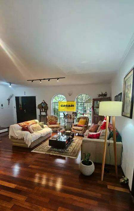 Sobrado para à venda no bairro Nova Petrópolis, São Bernardo do Campo - Casari Imóveis: 