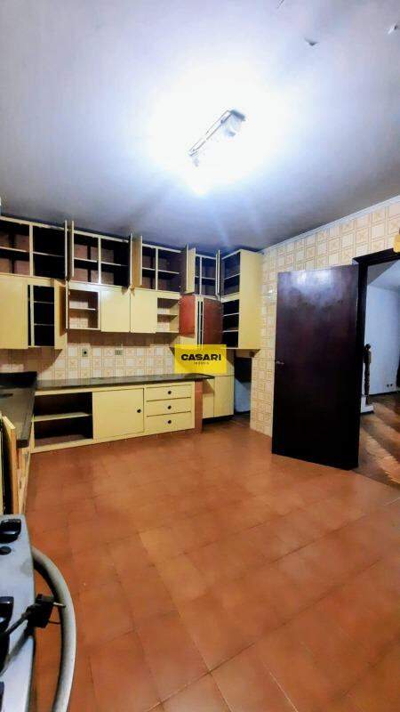 Sobrado para à venda no bairro Jordanópolis, São Bernardo do Campo - Casari Imóveis: 