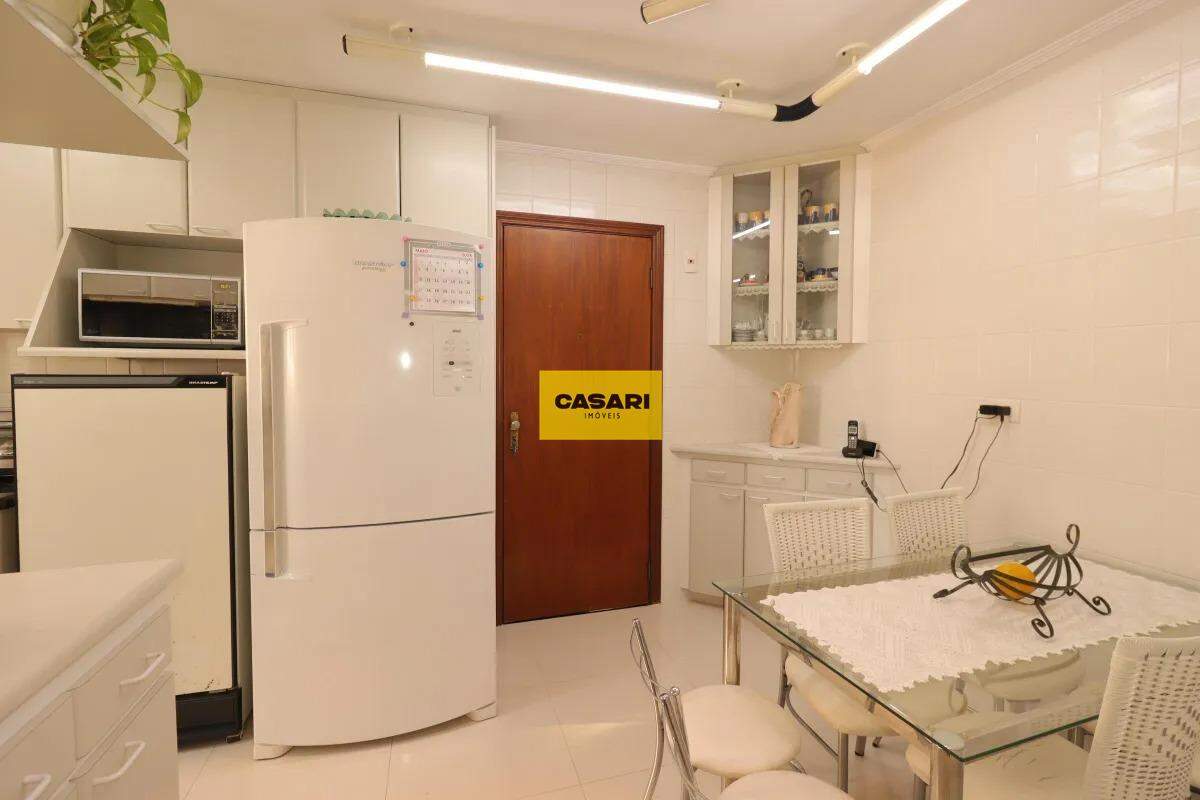Apartamento para à venda no bairro Vila Assunção, Santo André - Casari Imóveis: 