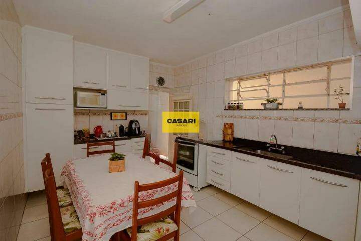 Sobrado para para aluguel no bairro Assunção, São Bernardo do Campo - Casari Imóveis: 