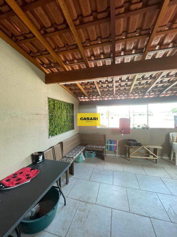 Apartamento para à venda no bairro Jardim Santo Antônio, Santo André - Casari Imóveis: 