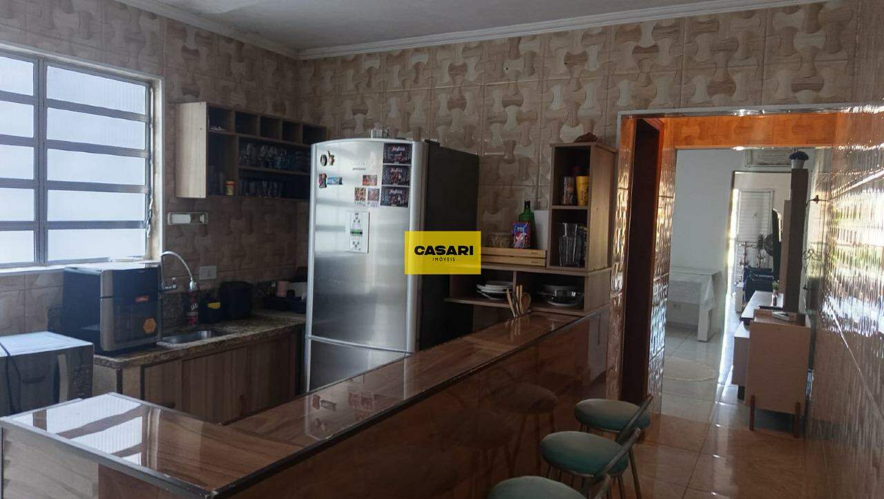 Casa Assobradada para à venda no bairro Baeta Neves, São Bernardo do Campo - Casari Imóveis: 