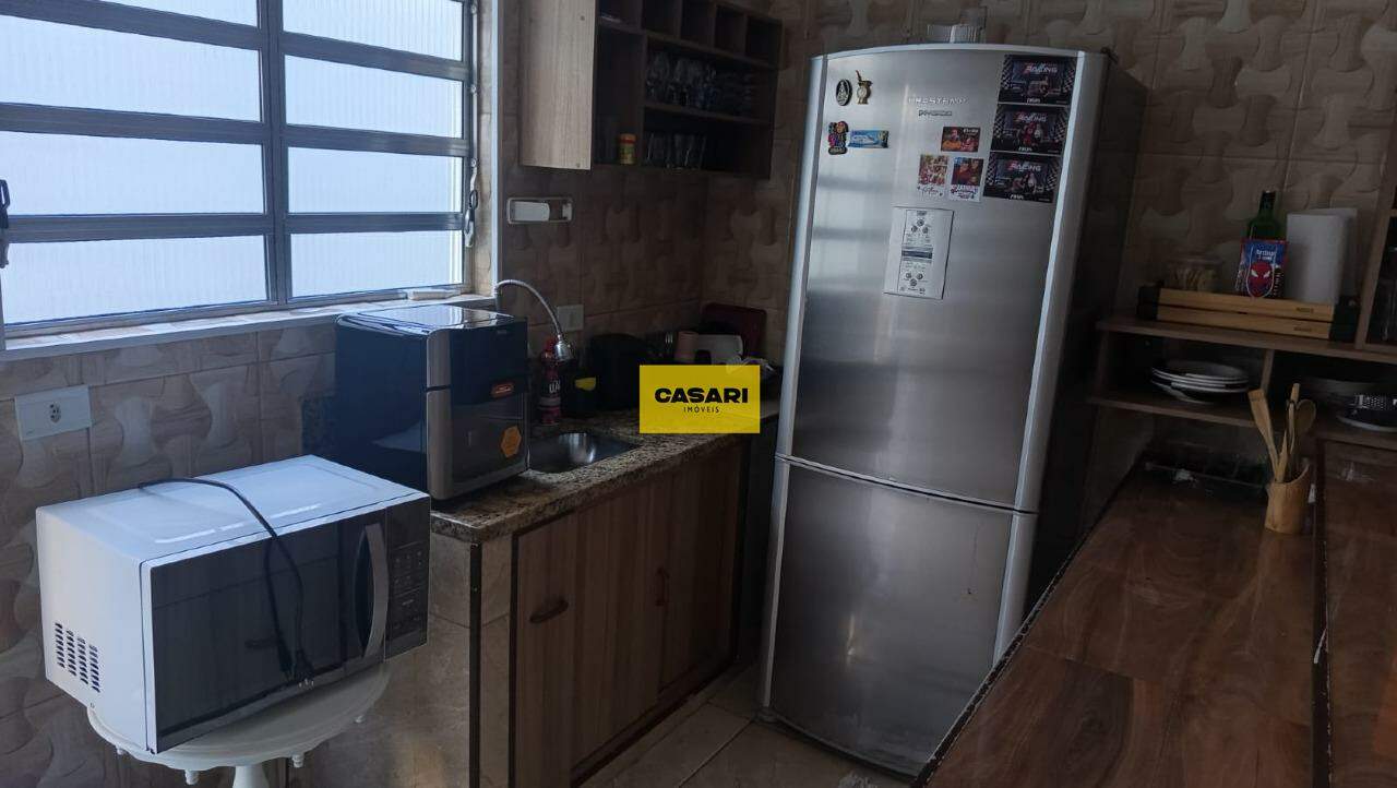 Casa Assobradada para à venda no bairro Baeta Neves, São Bernardo do Campo - Casari Imóveis: 