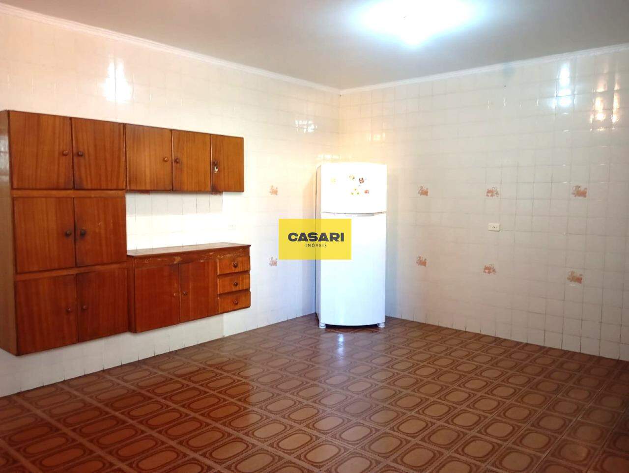 Casa para para aluguel no bairro Cooperativa, São Bernardo do Campo - Casari Imóveis: 