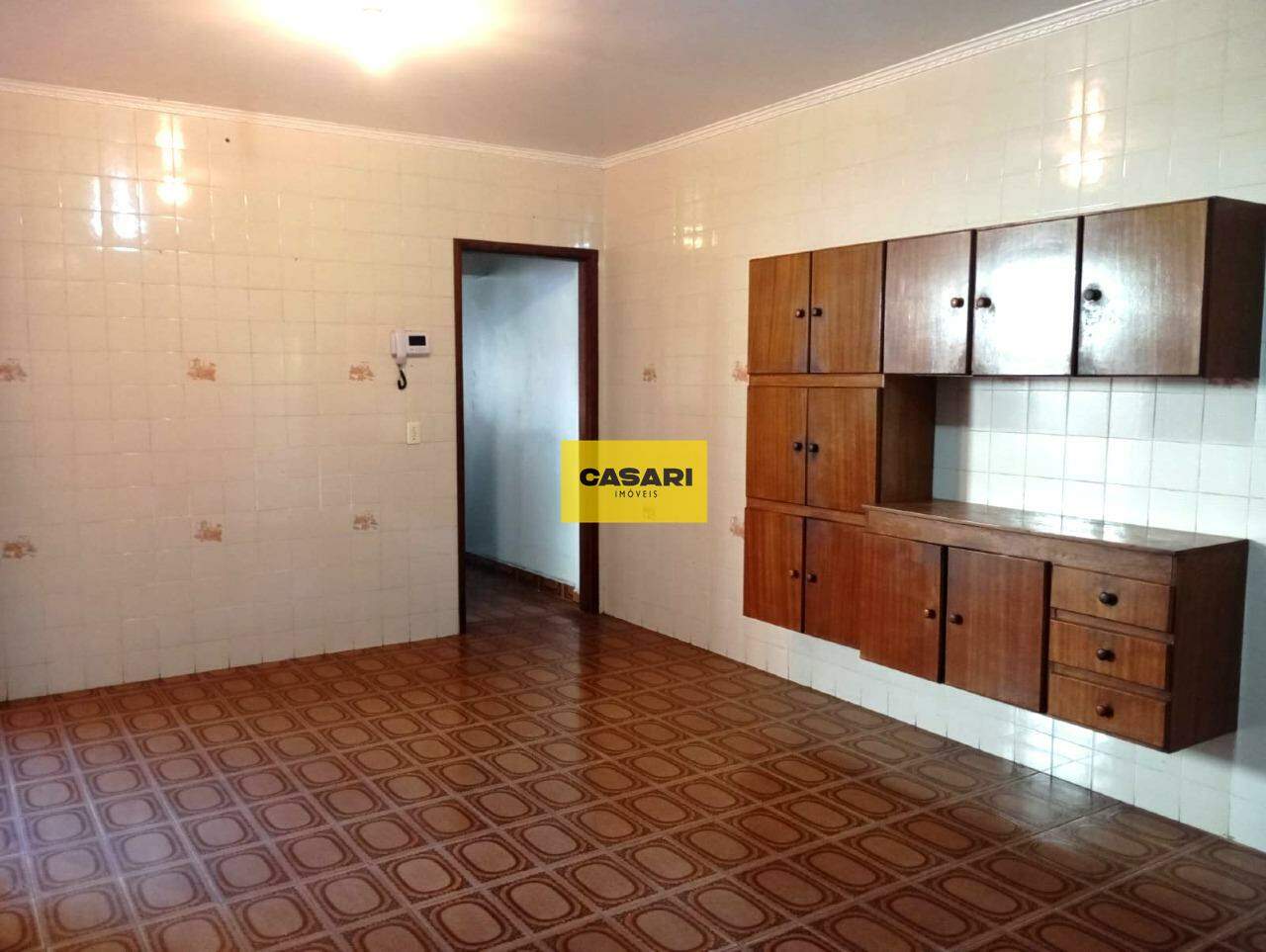 Casa para para aluguel no bairro Cooperativa, São Bernardo do Campo - Casari Imóveis: 