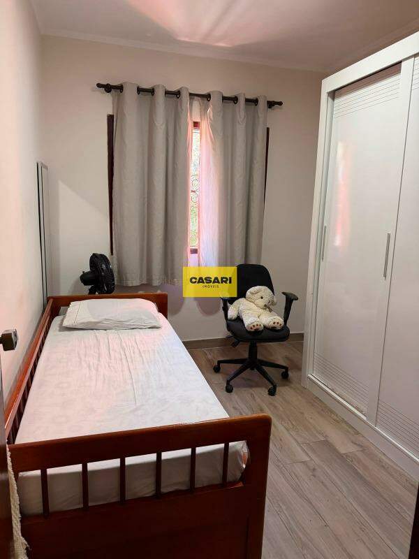 Sobrado para à venda no bairro Baeta Neves, São Bernardo do Campo - Casari Imóveis: 
