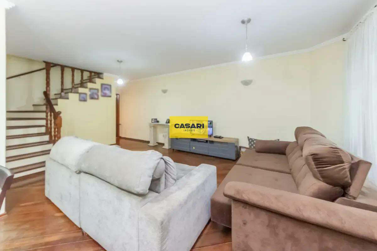 Sobrado para à venda no bairro Nova Petrópolis, São Bernardo do Campo - Casari Imóveis: 