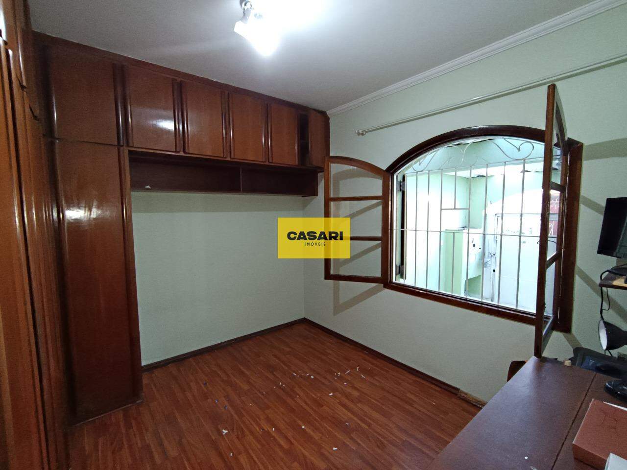 Sobrado para à venda no bairro Jardim Stella, Santo André - Casari Imóveis: 