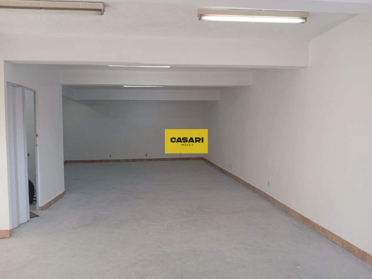 Salão para para aluguel no bairro Parque Terra Nova II, São Bernardo do Campo - Casari Imóveis: 