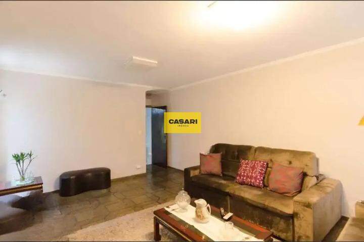 Sobrado para à venda no bairro Nova Petrópolis, São Bernardo do Campo - Casari Imóveis: 