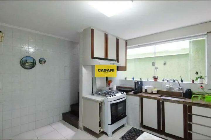 Sobrado para à venda no bairro Nova Petrópolis, São Bernardo do Campo - Casari Imóveis: 