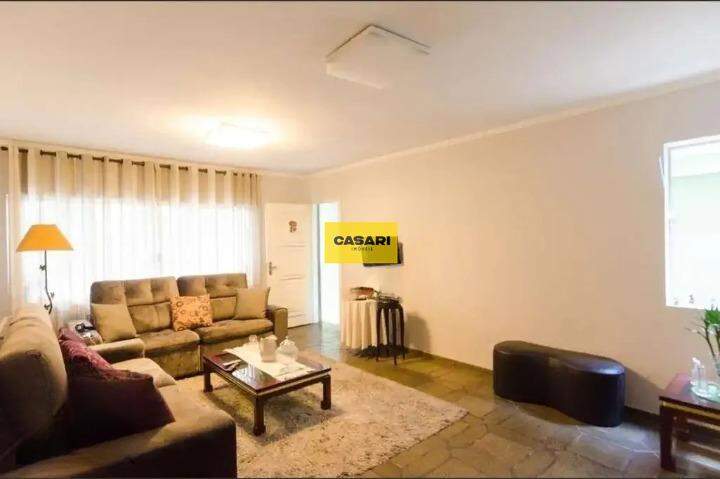 Sobrado para à venda no bairro Nova Petrópolis, São Bernardo do Campo - Casari Imóveis: 