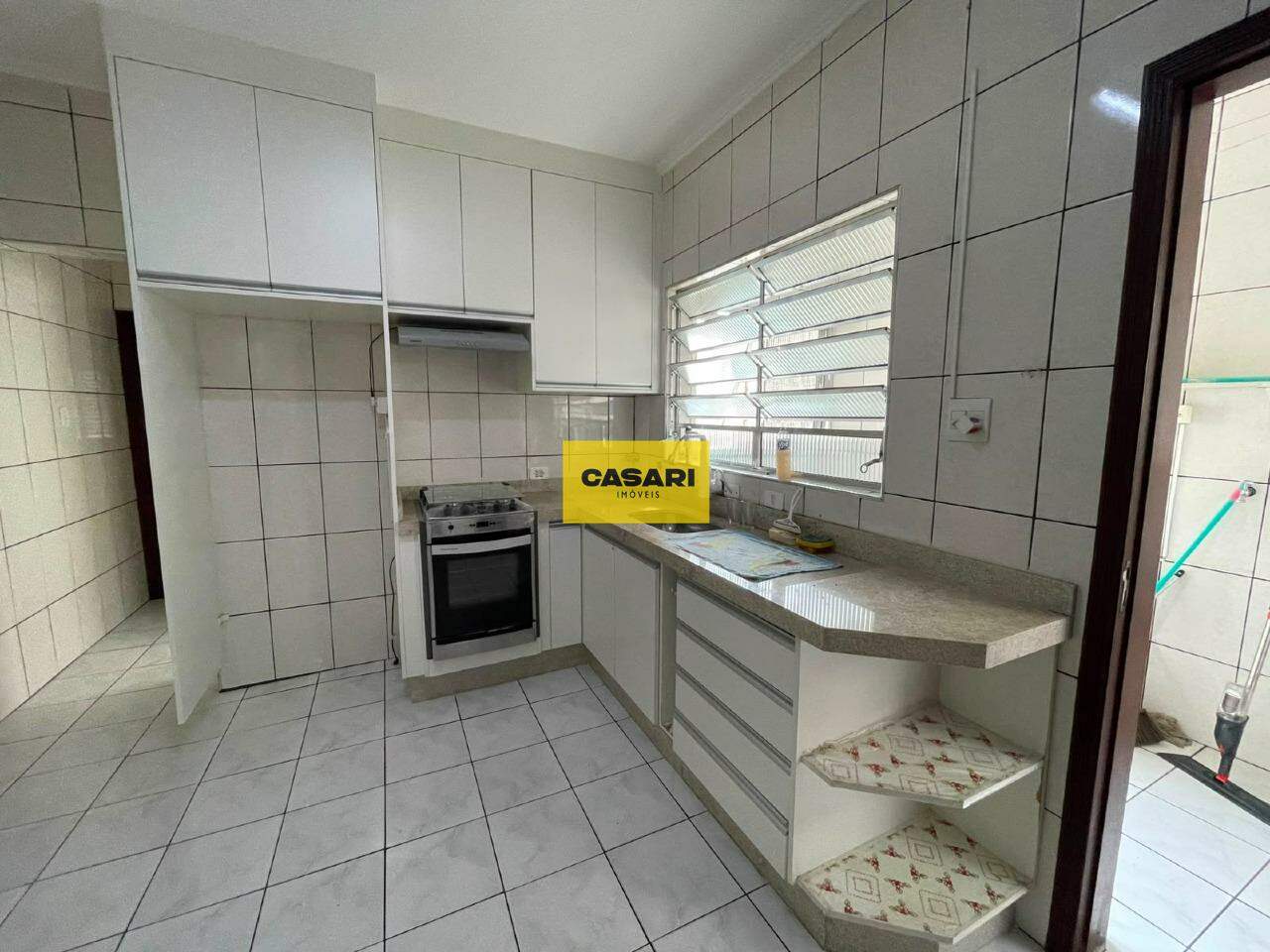Casa para para aluguel no bairro Ferrazópolis, São Bernardo do Campo - Casari Imóveis: 
