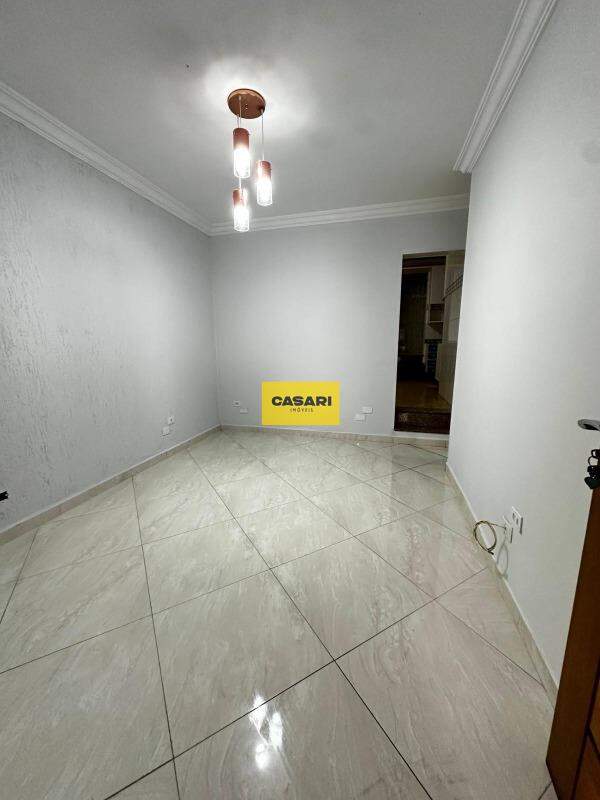 Casa para à venda no bairro Baeta Neves, São Bernardo do Campo - Casari Imóveis: 