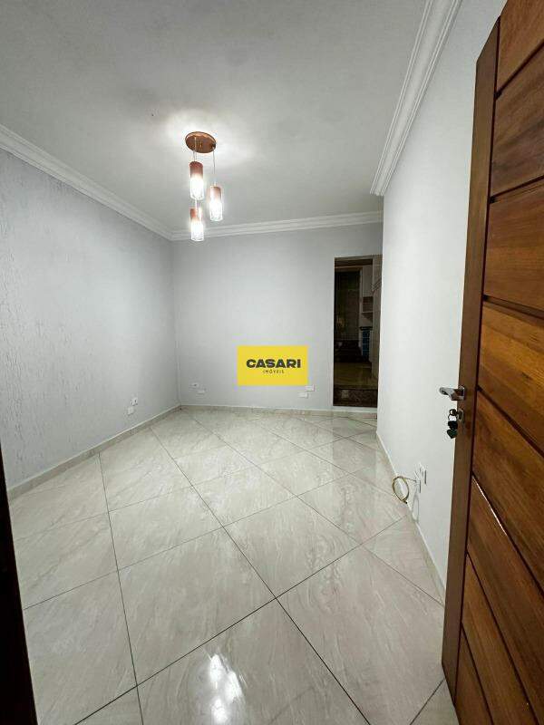 Casa para à venda no bairro Baeta Neves, São Bernardo do Campo - Casari Imóveis: 