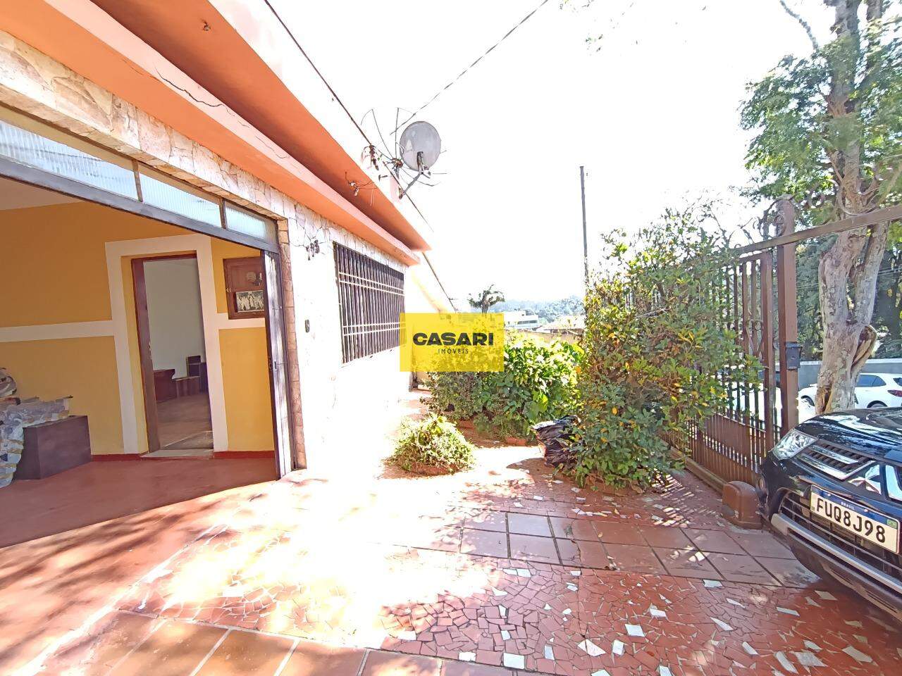 Casa para à venda no bairro Suíssa, Ribeirão Pires - Casari Imóveis: 