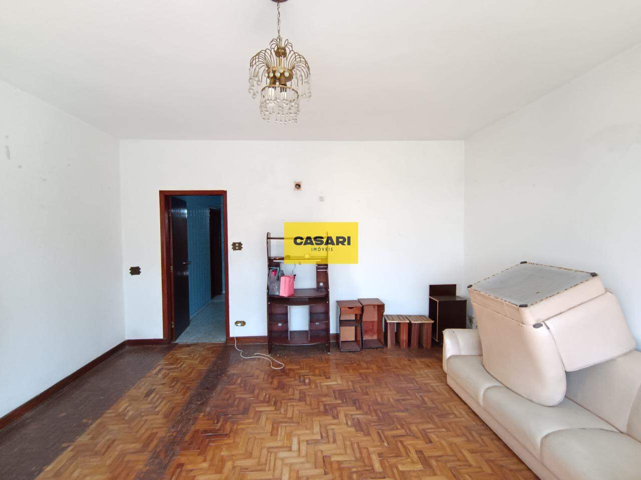 Casa para à venda no bairro Suíssa, Ribeirão Pires - Casari Imóveis: 