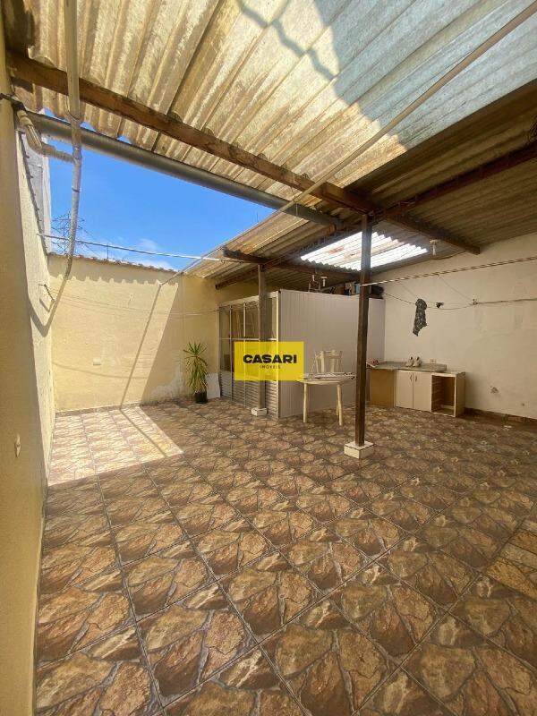 Casa para para aluguel no bairro Baeta Neves, São Bernardo do Campo - Casari Imóveis: 