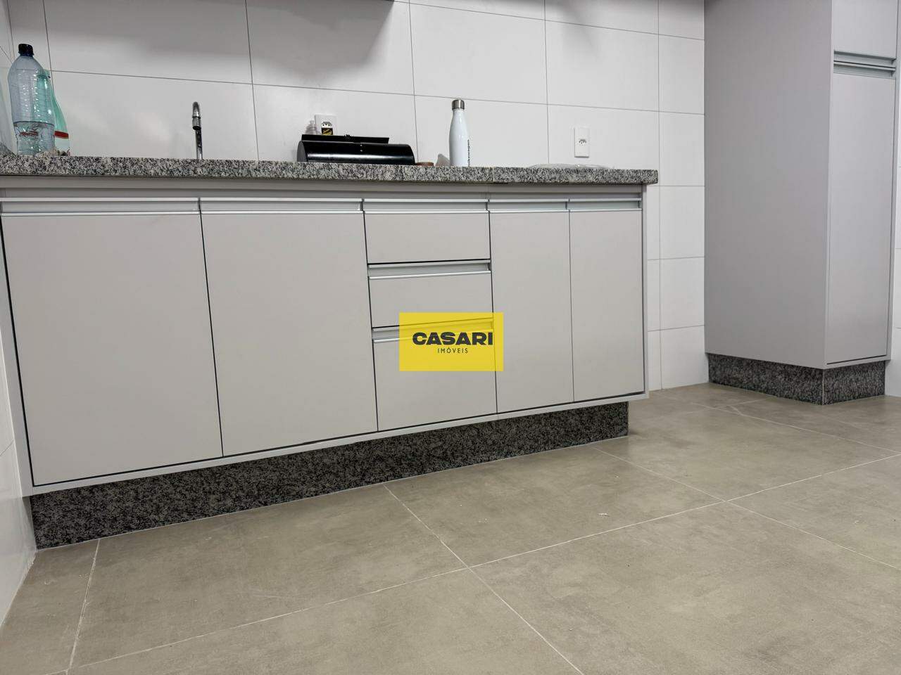 Loft para para aluguel no bairro Centro, São Bernardo do Campo - Casari Imóveis: 