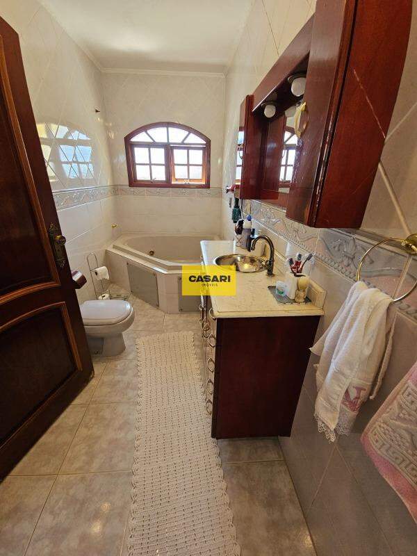Casa para à venda no bairro Centro, São Bernardo do Campo - Casari Imóveis: 