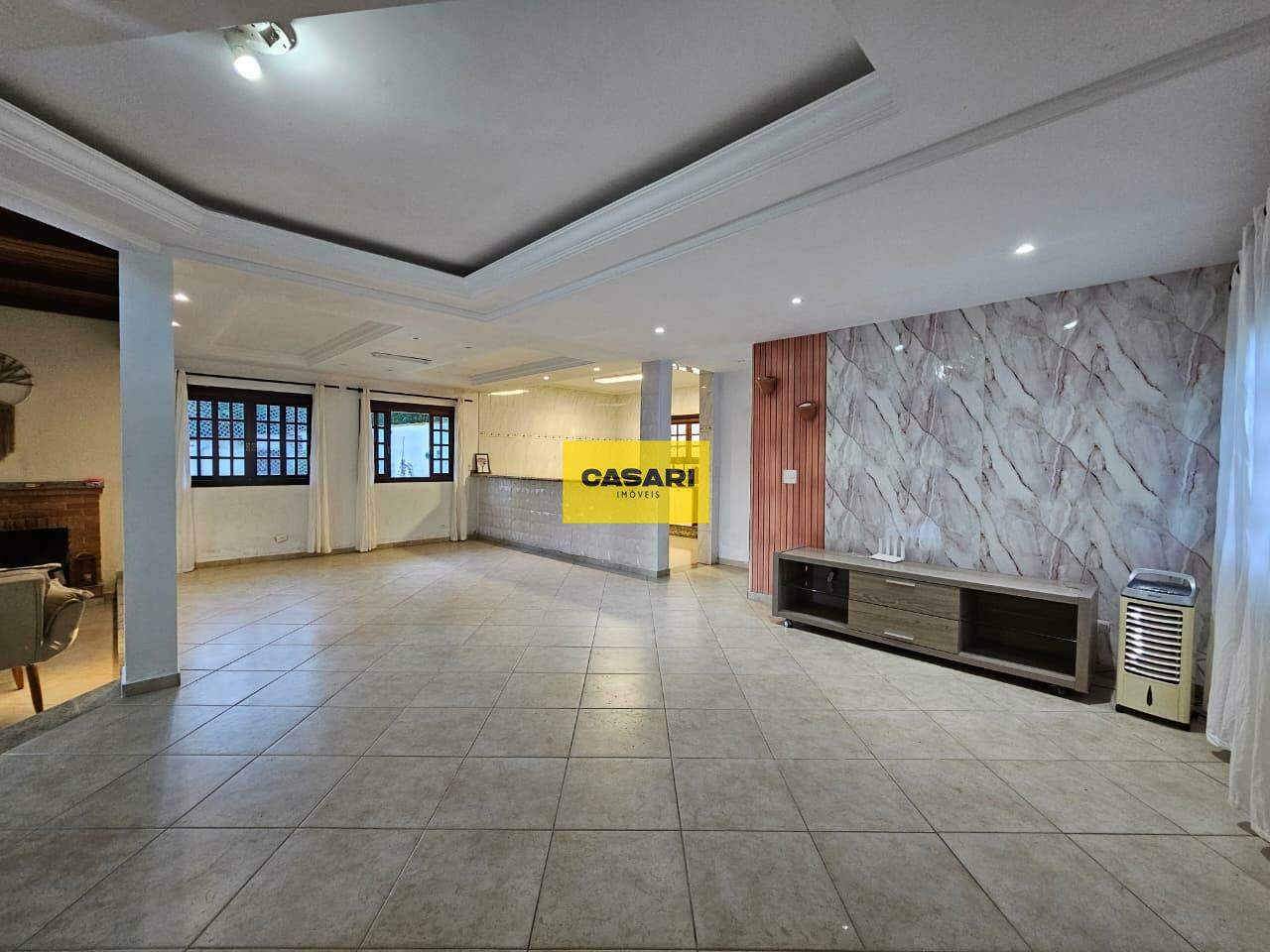 Sobrado para à venda no bairro Jardim Clube de Campo, Santo André - Casari Imóveis: 