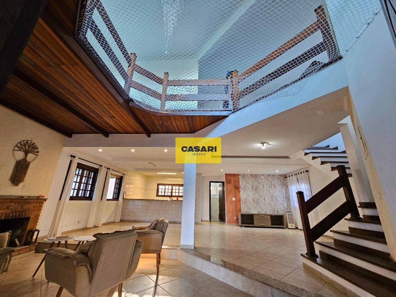 Sobrado para à venda no bairro Jardim Clube de Campo, Santo André - Casari Imóveis: 