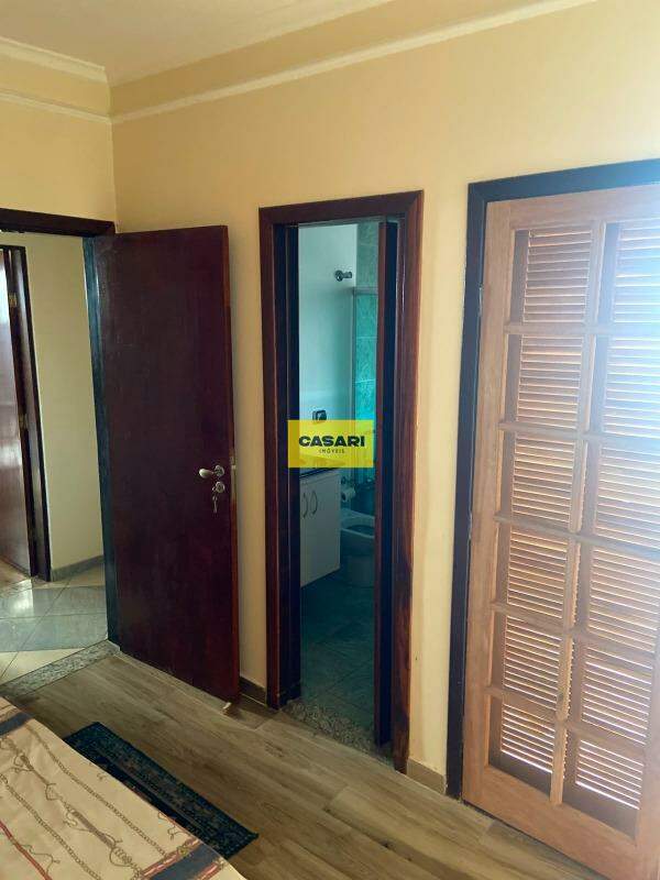 Sobrado para à venda no bairro Parque Novo Oratório, Santo André - Casari Imóveis: 