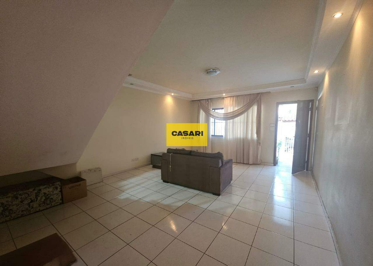 Sobrado para à venda no bairro Nova Petrópolis, São Bernardo do Campo - Casari Imóveis: 