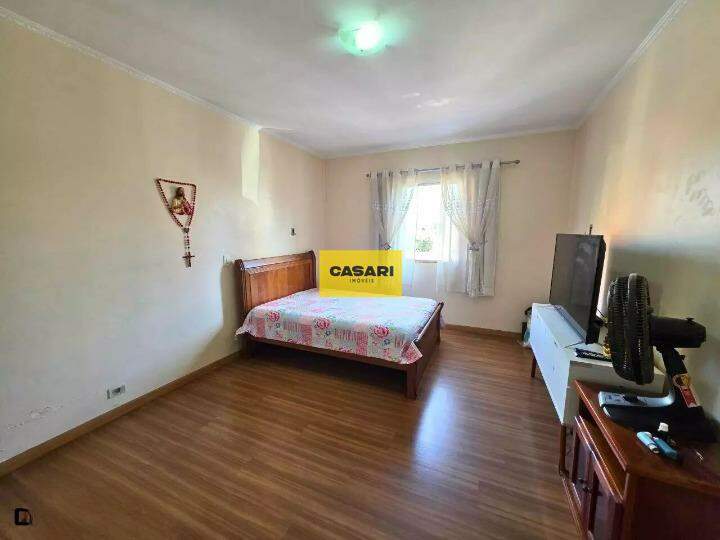 Sobrado para à venda no bairro Anchieta, São Bernardo do Campo - Casari Imóveis: 