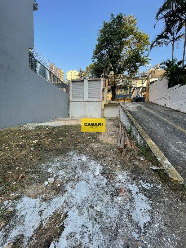 Terreno para à venda no bairro Vila Bastos, Santo André - Casari Imóveis: 