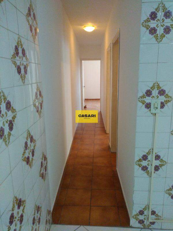 Casa para à venda no bairro Independência, São Bernardo do Campo - Casari Imóveis: 