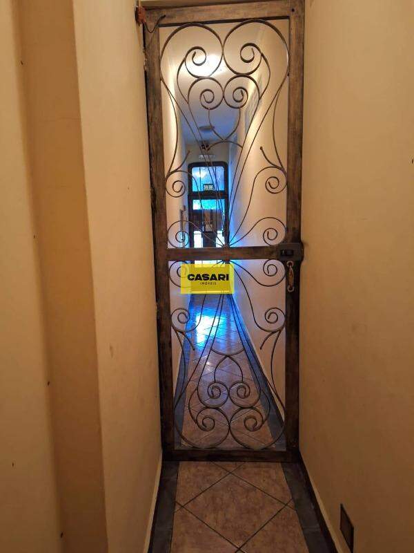 Casa para à venda no bairro Taboão, São Bernardo do Campo - Casari Imóveis: 