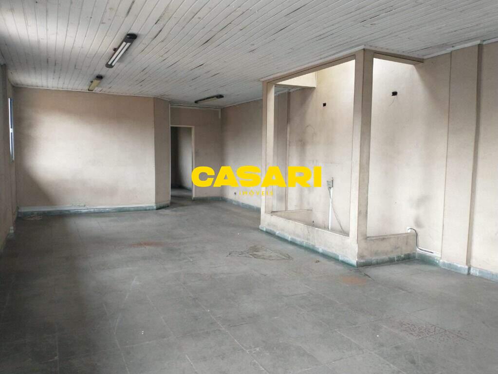 Galpão para para aluguel no bairro Alves Dias, São Bernardo do Campo - Casari Imóveis: 