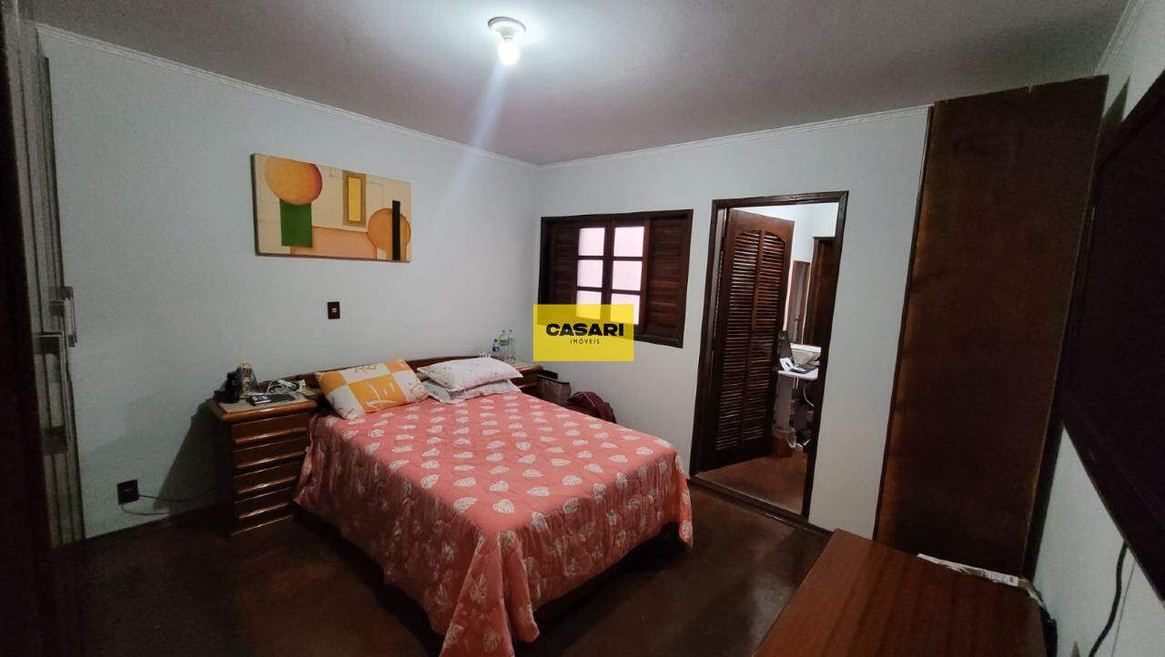 Sobrado para à venda no bairro Santa Terezinha, São Bernardo do Campo - Casari Imóveis: 