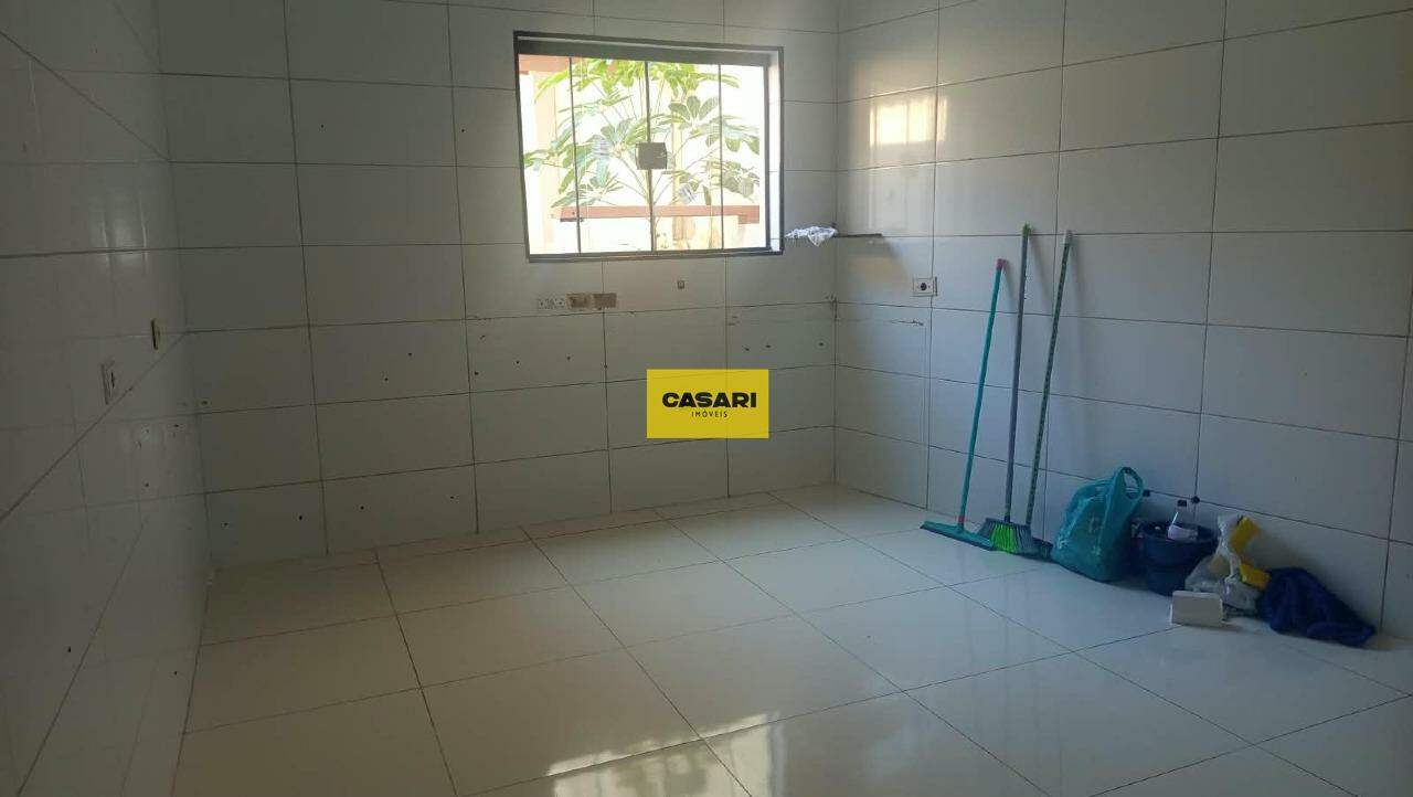 Sobrado para à venda no bairro Alves Dias, São Bernardo do Campo - Casari Imóveis: 