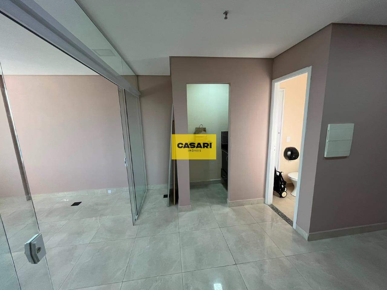 Sala para para aluguel no bairro Baeta Neves, São Bernardo do Campo - Casari Imóveis: 