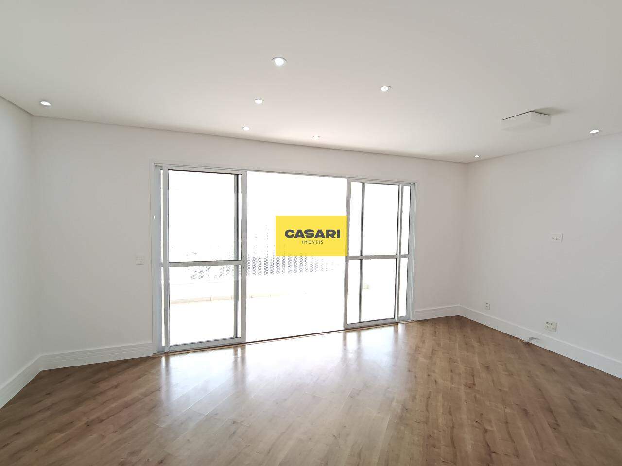 Apartamento para à venda no bairro Vila Lusitânia, São Bernardo do Campo - Casari Imóveis: 