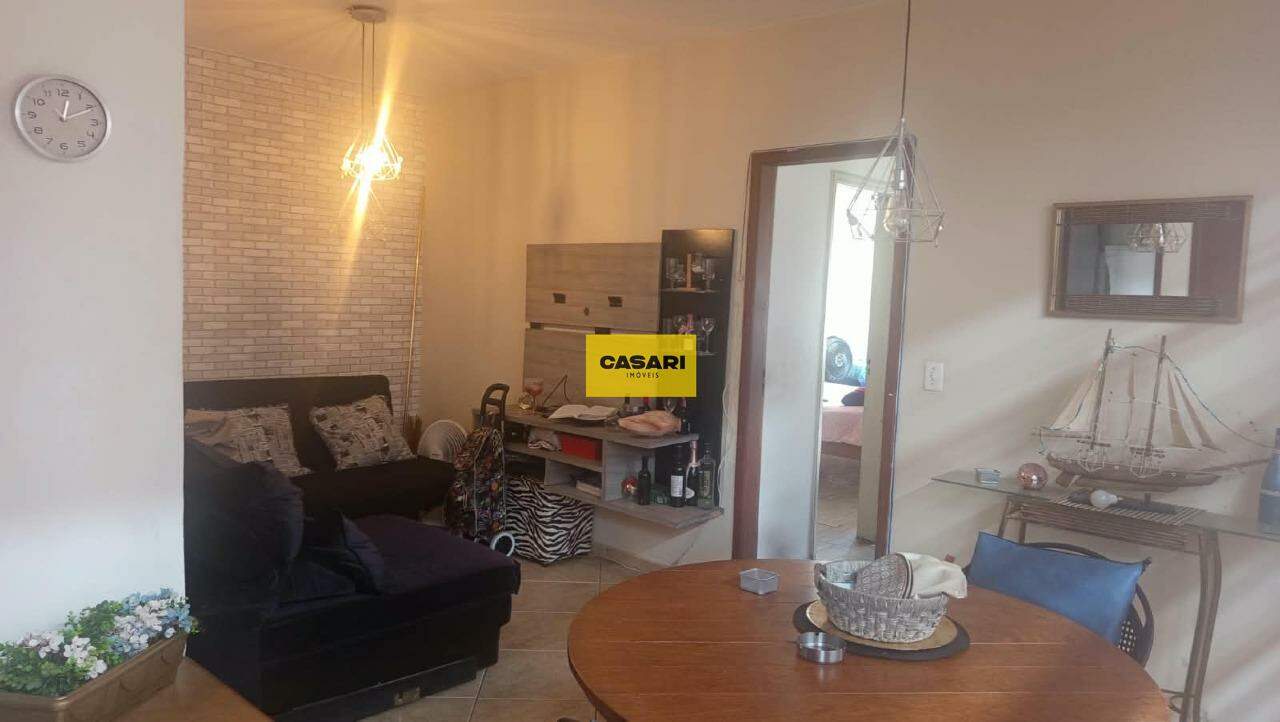 Casa para à venda no bairro Jardim Hollywood, São Bernardo do Campo - Casari Imóveis: 