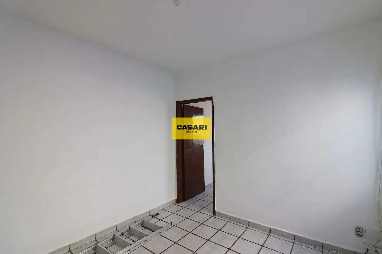 Casa para para aluguel no bairro Baeta Neves, São Bernardo do Campo - Casari Imóveis: 