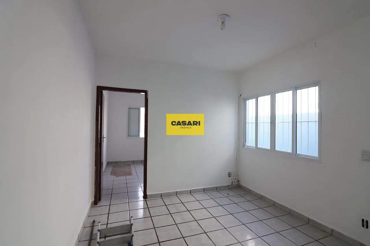 Casa para para aluguel no bairro Baeta Neves, São Bernardo do Campo - Casari Imóveis: 