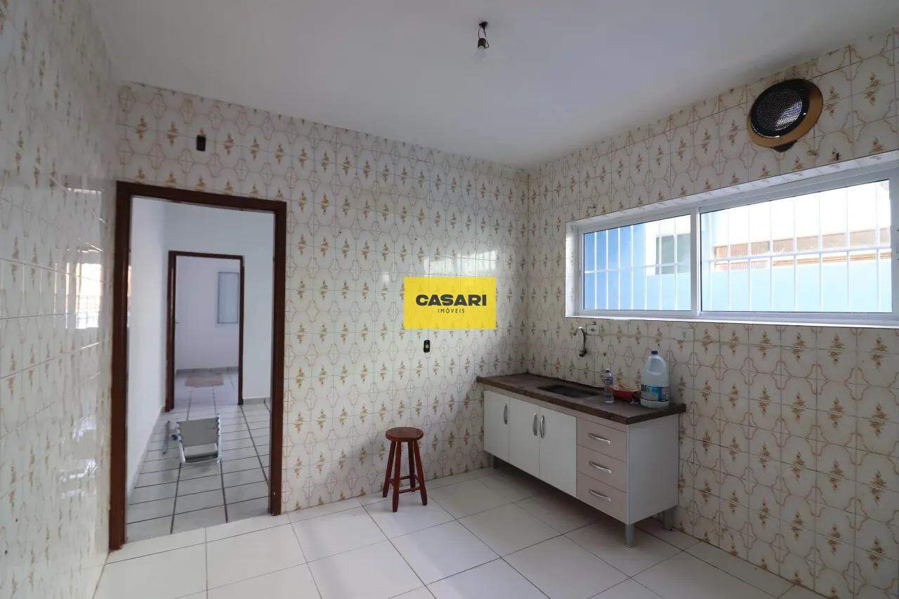 Casa para para aluguel no bairro Baeta Neves, São Bernardo do Campo - Casari Imóveis: 