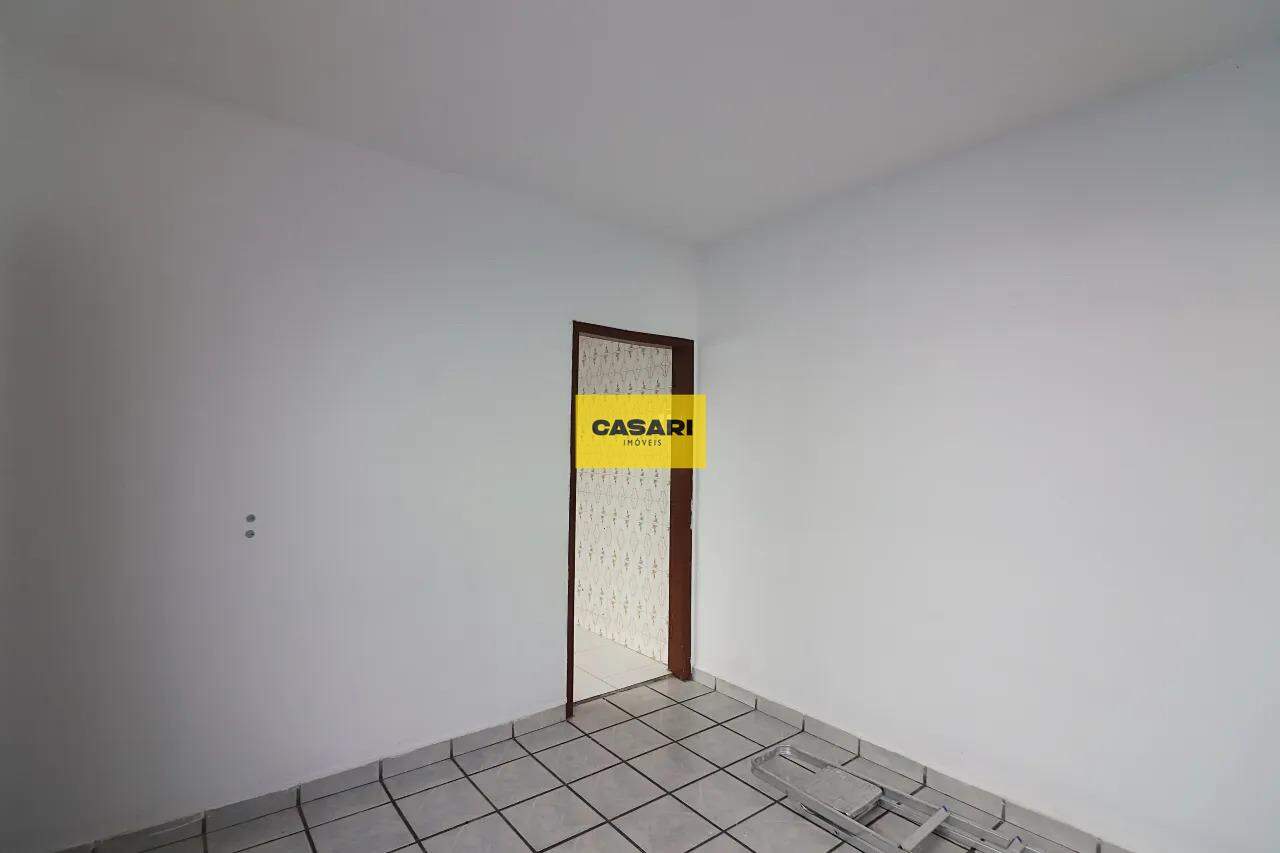 Casa para para aluguel no bairro Baeta Neves, São Bernardo do Campo - Casari Imóveis: 