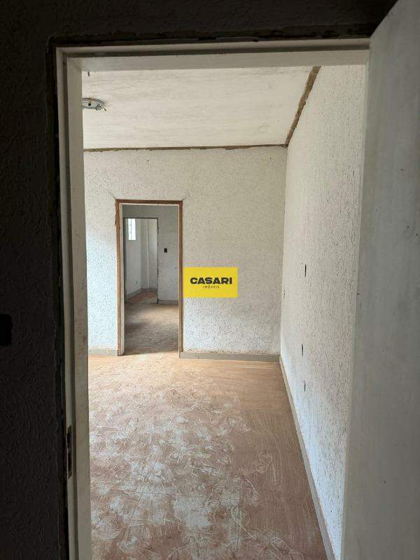 Casa para à venda no bairro Vila Alzira, Santo André - Casari Imóveis: 