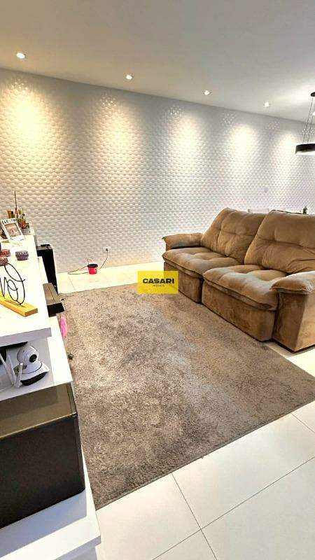 Casa para à venda no bairro Vila Assunção, Santo André - Casari Imóveis: 